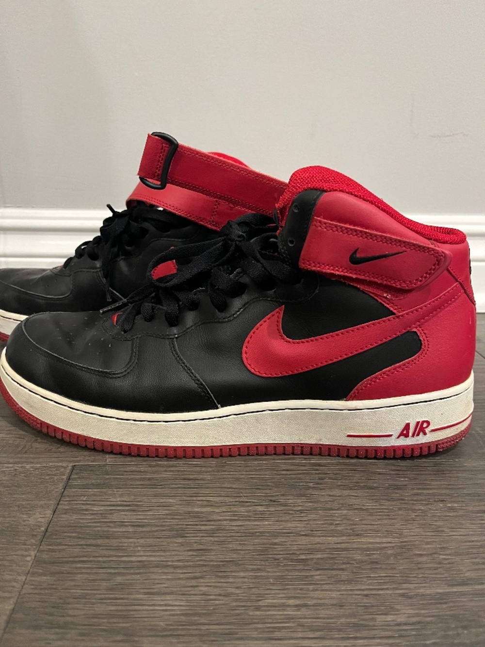 Nike Air Force 1 Mid